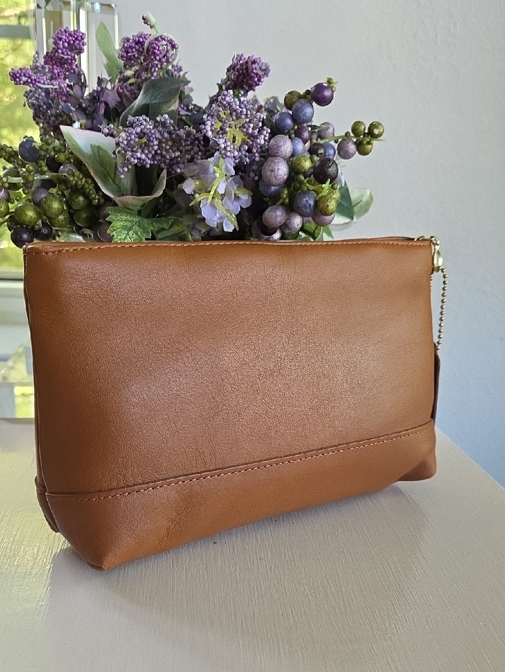 COACH British Tan Vintage Cosmetic Leather Zip Case 1990's - Picture 3 of 10